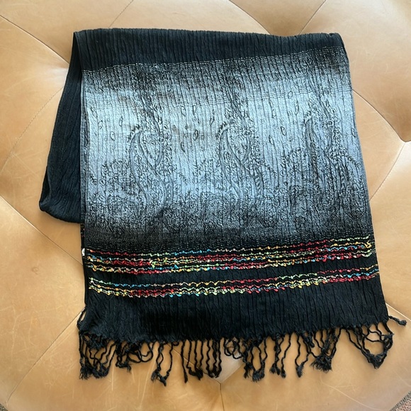 Black Scarf With Colorful Detail - Picture 1 of 2